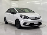 令和4年式 フィットe:HEV 20周年特別仕様車メゾン入庫しました。純正ナビ+リアカメラ ETC  前後ドライブレコーダー 運転席・助手席シートヒーター サイドカーテンエアバッグ