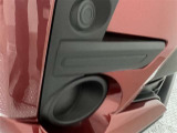フロントバンパーコーナーセンサーで障害物を感知してくれます