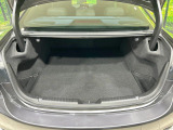 後席を格納すると、これだけの広さが!シーンに合わせたシートアレンジで、大きな荷物も積むことが出来ます♪