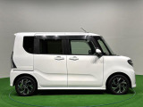 ドアは約90度に開くので荷物も積み込みやすく、乗り降りもしやすい♪ ロングドライブも快適に過ごせる工夫がいっぱいです♪♪