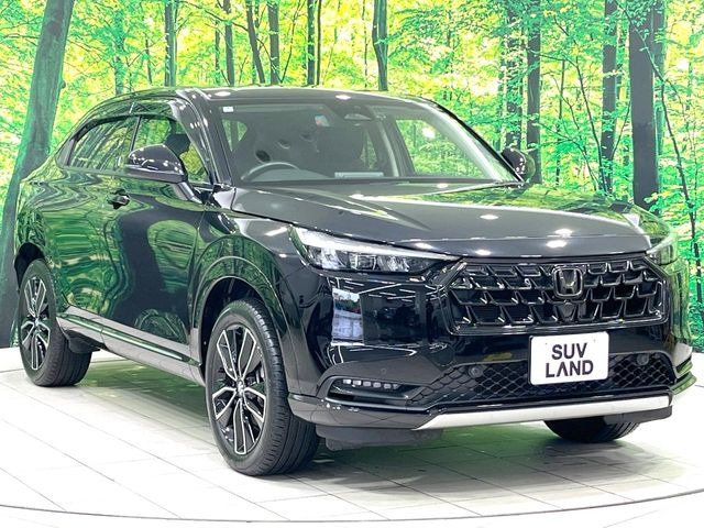 ホンダ ヴェゼル 1.5 e:HEV Z の中古車詳細 (13,700km, クリスタル