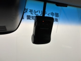 万が一の事故のときもドライブレコーダーがあると安心です。ご利用になる場合は個人情報保護の観点より新品の対応SDカードをお求め下さい。
