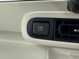 充電用端子付き。スマートフォンなどの充電に便利です。