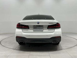 弊社ではオーナー様の安心安全ドライブをサポートさせていただくためにもBMW自動車保険をお勧めしております。