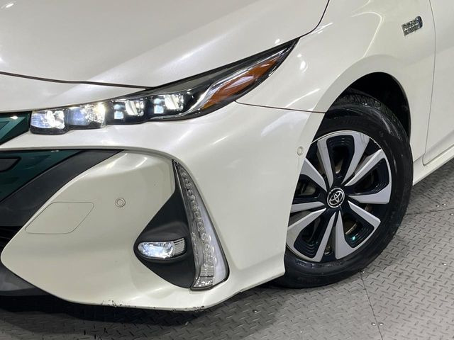 トヨタ プリウスPHV 1.8 A の中古車詳細 (66,347km, ホワイトパール
