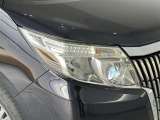 LEDヘッドライトです。デザイン性がよくとても明るいので、夜間の走行や悪天候でも安心です。しかも長寿命!