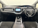 いつでも気持ちよく運転できて、使い勝手のいい収納や体をケアするシート、細部にまでこだわったインテリア♪