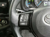 ハンドルから手を離さずにオーディオ操作ができるステアリングスイッチ付きのお車になります★