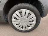 ☆お車についた傷やヘコミ、事故の修理もハヤシにお任せください。自社鈑金工場で修理ができますの安心です☆