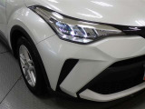 LEDヘッドランプ+LEDクリアランスランプ 少ない電力で明るく照らします☆彡