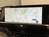 純正ナビを装備。タッチパネル式で使いやすく、お出かけもラクラクです。