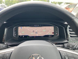 メータパネル表示切り替えでナビ画面も全面表示することができます。