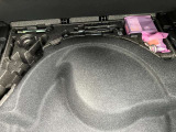 車載工具もサブトランク内に配置、収まる所に収める。