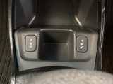 冬季はエンジンが温まるまで寒い!けどすぐに温まるシートヒーターで、ぽかぽか快適ドライブを。