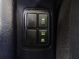 タイヤの空回り防止装置のOFFスイッチです。雪やぬかるみにハマった時は、一時的にOFFにすると脱出しやすくなります。