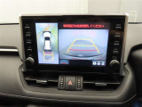 バックモニターを装備しています。車庫入れ時等に車両後方が確認出来るのでとても便利です。