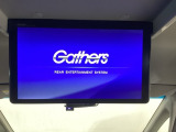 【後席用プルダウンモニター】後ろに乗車している人を飽きさせません♪ テレビやDVDビデオを見ながら楽しいドライブを♪使わない時は格納できますので、ジャマになる事もありません♪