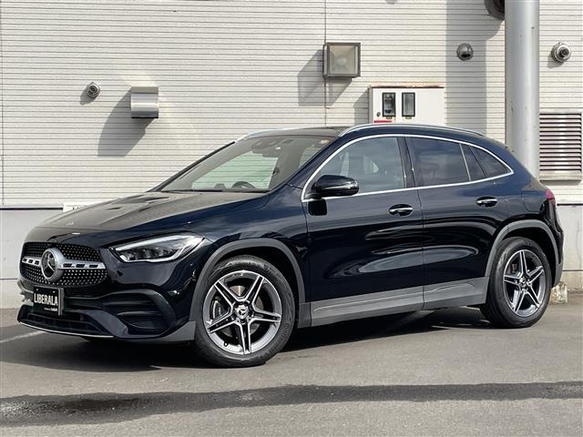 GLAクラス  GLA200d 4WD サンルーフ