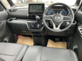 納車から1ヶ月を目安に無料点検を受けていただけます。(最寄りの日産のお店でも可能です)