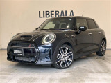 ◆LIBERALAは、輸入車選びの新たなスタイルを提案するインポート・セレクト・ブランドです。オーナー様となる方がクルマから直接感じる感性を第一にした、最良の一台との出会いをコーディネートいたします。