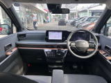 展示車両は全車 クリーニング済。 専門業者さんにて内外装ともにキレイにしてご納車いたします。 また別途、各種コーティングもうけたまわってます。