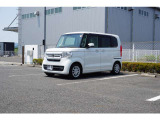 総額表示の諸費用は、岡山県内での登録費用で計算しております。県外のお客様においては別途、登録費用、陸送費用が必要になります。