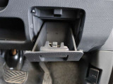 販売・ご納車は北海道から沖縄まで全国対応させて頂きます。県外のご自宅納車は陸送費がいくらかかるか等もすぐお調べ致しますのでご相談をお待ちしております。