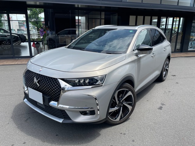 DS7クロスバックE-TENSE 4×4 4WD