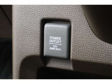 シガーソケットが付いているので、車から電源を取ることが出来ます!