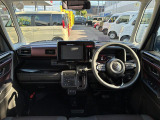 オーディオレス車の為、お好みのオーディオをお選びください(*&rsquo;&omega;&rsquo;*)