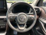【純正革巻きステアリング】上質な革を使用することで、手にしっかり馴染みとても運転しやすいハンドルです♪