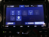 【オーディオ選択画面】AM/FMの切替や、交通情報もこちらの画面から選択できます。