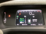 ホンダが推し進める総合先進安全装備のセンシング搭載! 衝突や斜線はみだしなどの危険が予測される時、センサーが警告。ヒューマンエラーを高度先進技術が補完してくれます。