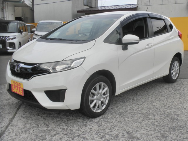 フィット 1.3 13G Fパッケージ 4WD