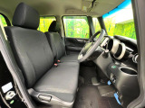 運転席シート廻りは使用感も少なく、良好な状態となっています。丁寧に使われていたことがよくわかりますね。