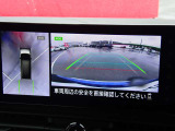 上からの視点で狭い駐車場への駐車などに役立つアラウンドビューモニターです♪