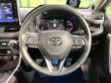 【純正革巻きステアリング】上質な革を使用することで、手にしっかり馴染みとても運転しやすいハンドルです♪