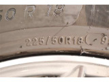 225/50R18    装着タイヤサイズです。 夏タイヤもスタッドレスタイヤの事も、トヨタモビリティ石川にご相談くださいませ