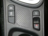 ネッツトヨタ静浜は&rdquo;キレイ&rdquo;にこだわっています。特設サービス工場で、新しく生まれ変わった車!内装・外装の徹底的な掃除、シートを外してニオイの元まで消臭・除菌、見えにくいエンジンルーム内もキレイ!