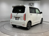 自動車保険・JAFも取り扱っております。また、お客様のご希望で保証延長(有償・一部の車種では取り扱いできません)もご準備しております。