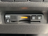 いまや快適なカーライフに欠かせないETCが付いています。