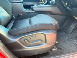 人間工学に基づいた設計で、理想的な運転姿勢を常にキープします。Ergonomic design maintains your ideal driving posture.