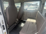 自社認証工場を完備しておりますので、納車前の車検・整備や、アフターメンテナスもばっちりですので、安心して当社にお任せ下さい。また、当社にて車輌ご成約のお客様はオイル交換永久無料のサービス付きです!