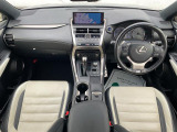 NX 300h Fスポーツ 本革シート サンルーフ