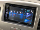 【ディスプレイオーディオ】お持ちのスマホやMP3プレイヤーとの無線接続で音楽再生が可能!コードで繋ぐわずらわしさも無く、手軽にお気に入りの音楽を楽しめます。