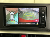 ガイドライン付きバックモニターで車庫入れも安心。知らない道でも安心して楽しくお出かけができます