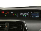 視認性の良いスピードメーターですね。夜も見やすく表示されますので運転が楽しくなります。