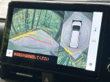 【パノラミックビューモニター】専用のカメラにより、上から見下ろしたような視点で360度クルマの周囲を確認することができます☆死角部分も確認しやすく、狭い場所での切り返しや駐車もスムーズに行えます。