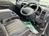キレほつれのないキレイなシートです!清潔な車内!