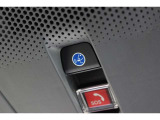 「Honda CONNECT」で緊急時にオペレーターのサポートを受けたり、スマートフォンでクルマのエアコンをONにできたりと『つながる』サービスが受けられます。